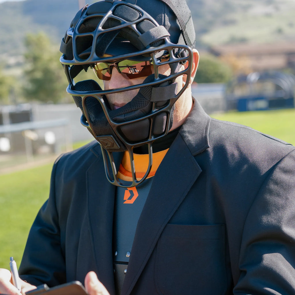 Mirage 12 XCG Matte Black Umpire Mask + D3O® Shear3 Pads