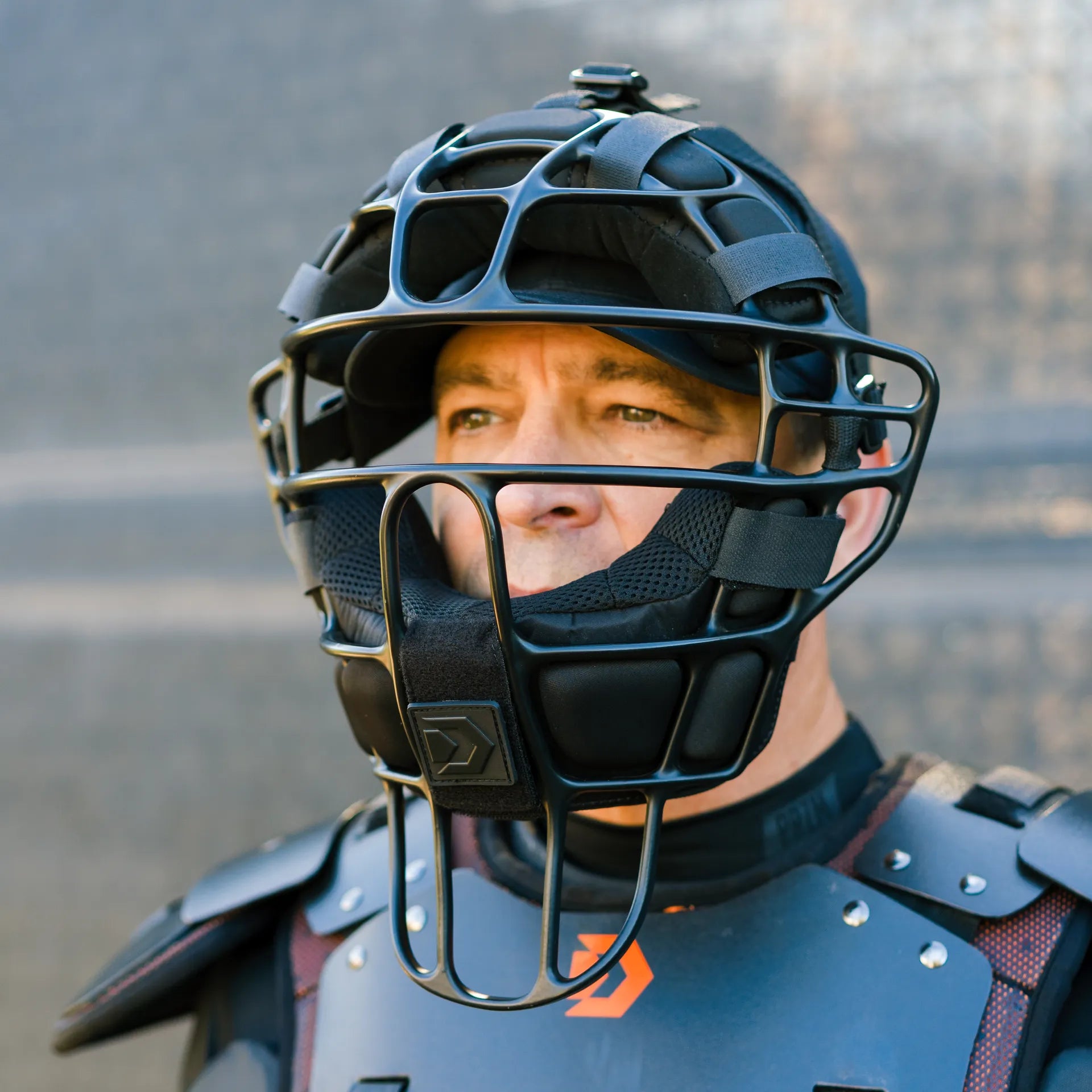 Mirage 12 XCG Matte Black Umpire Mask + D3O® Shear3 Pads