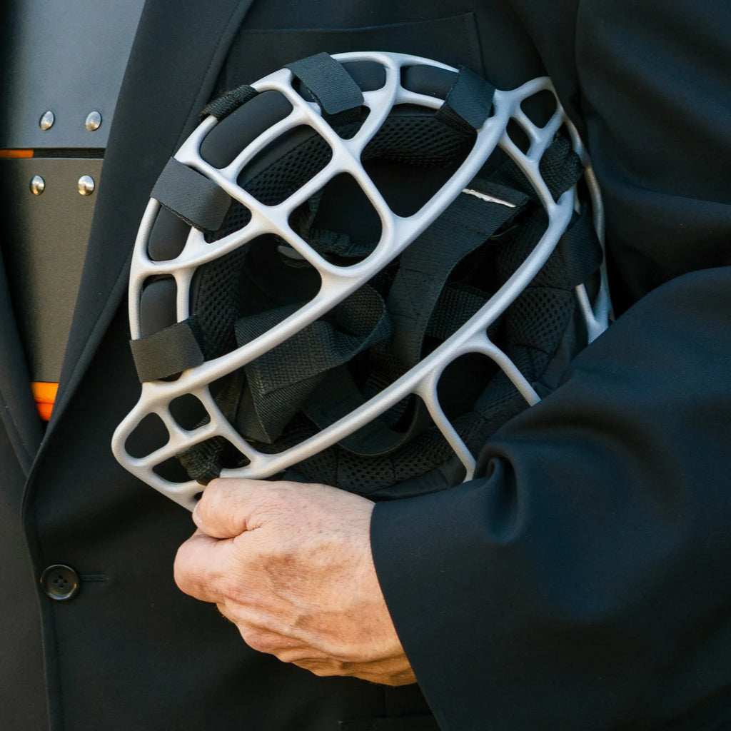 Mirage 12 XCG Silver Umpire Mask + D3O® Cloud4 Pads